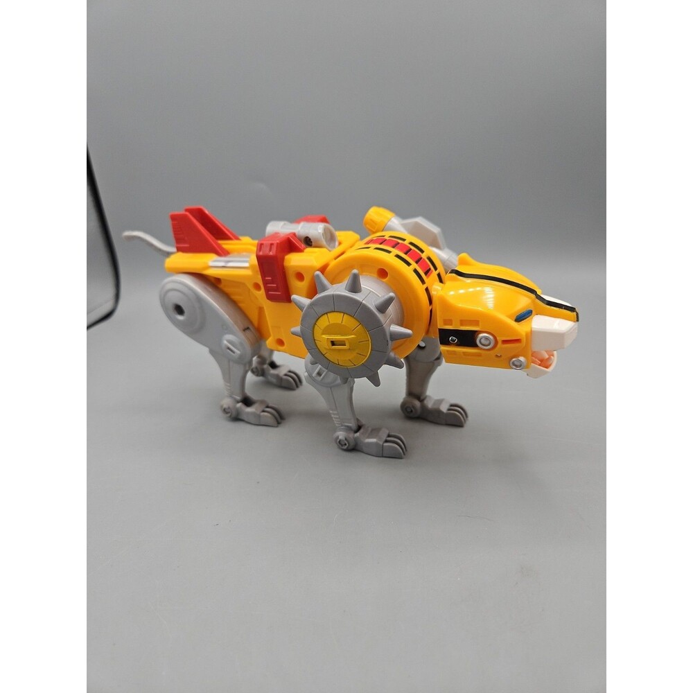 VOLTRON LEGENDARY DEFENDER YELLOW LION ACTION FIGURE PLAYMATES 2017.